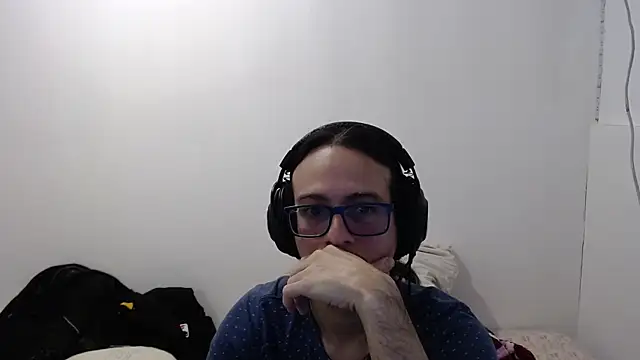 Snapshot of cholitohermoso chatting on November 12, 3:23 pm cholitohermoso online show from November 12, 3:23 pm