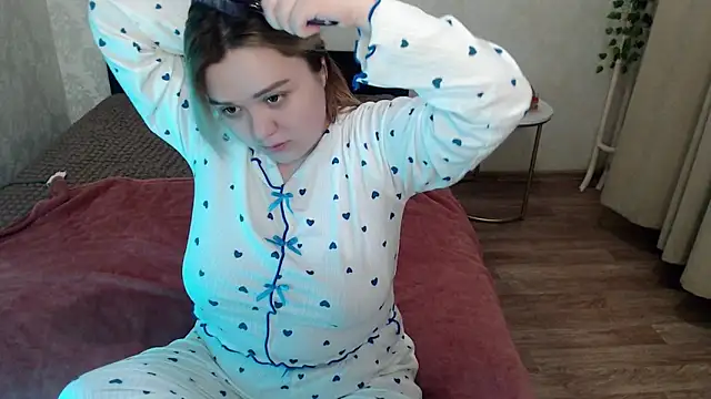 Snapshot of Finna_39 chatting on March 13, 8:54 pm Finna 39 online show from March 13, 8:54 pm