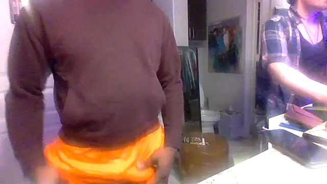 Sk00byJaXxX212 online show from February 25, 11:44 pm