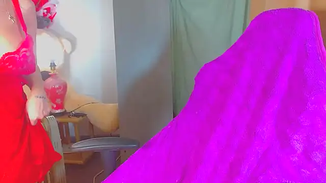 moonmaaiden online show from February 8, 6:28 am