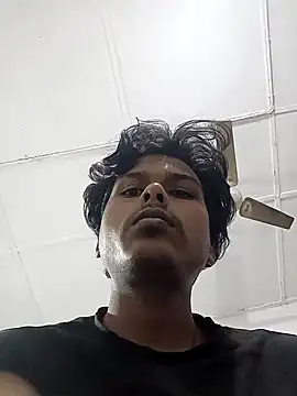 boyyouwant33 online show from February 12, 2:10 pm