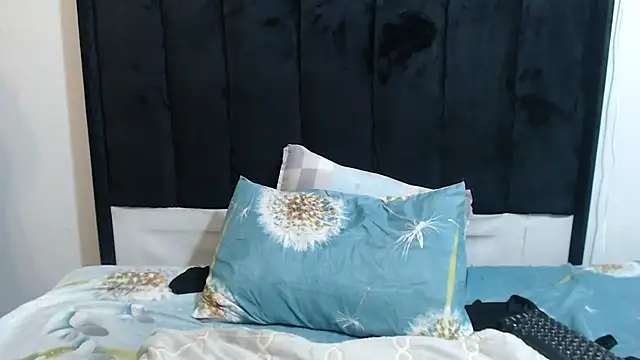 Snapshot of ComeHaveaTask chatting on March 9, 9:25 pm ComeHaveaTask online show from March 9, 9:25 pm