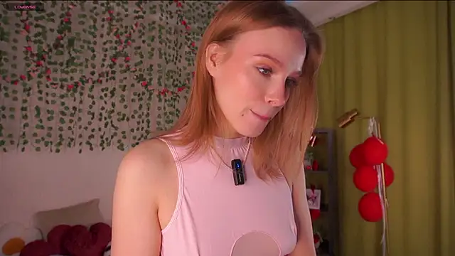 TaiteBayles online show from February 27, 1:38 am