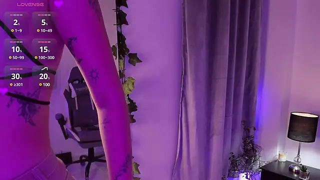 Snapshot of Julieta_priv chatting on March 22, 4:58 pm Julieta priv online show from March 22, 4:58 pm