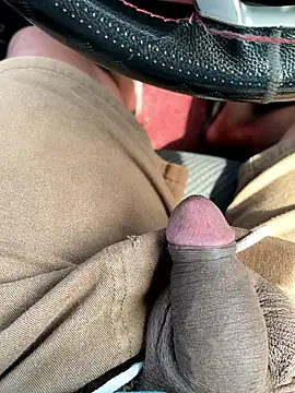 Snapshot of BadboySLR_8899 chatting on September 13, 4:23 am BadboySLR 8899 online show from September 13, 4:23 am