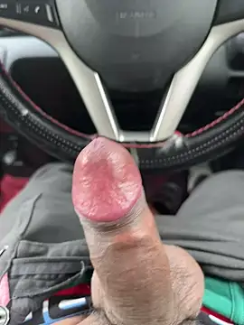 Snapshot of BadboySLR_8899 chatting on September 19, 9:11 am BadboySLR 8899 online show from September 19, 9:11 am