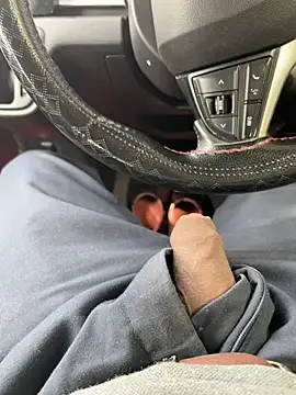 Snapshot of BadboySLR_8899 chatting on February 13, 8:10 am BadboySLR 8899 online show from February 13, 8:10 am