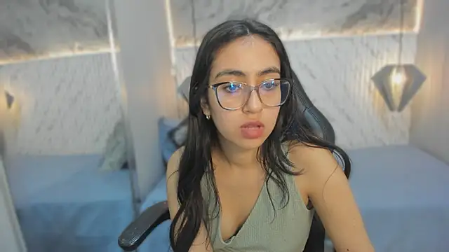 lucelly 15 online show from November 7, 11:43 am