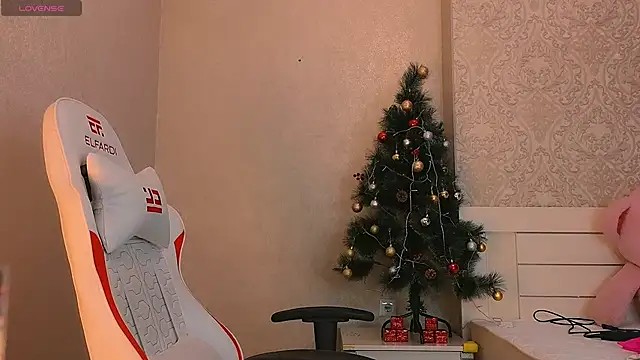 Demonic Angel  online show from January 7, 11:56 am