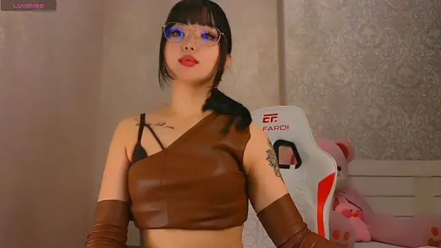Snapshot of Demonic_Angel_ chatting on April 30, 4:13 pm Demonic Angel online show from April 30, 4:13 pm