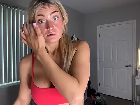 meggsworld online show from October 20, 2:39 pm