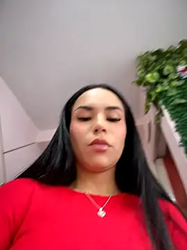 Snapshot of Naatalia chatting on June 25, 6:12 pm Naatalia online show from June 25, 6:12 pm