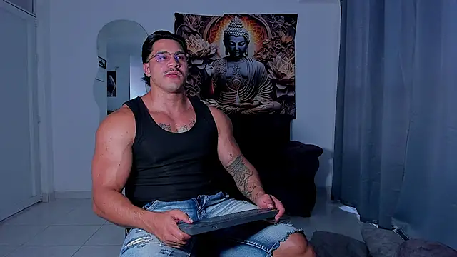 Valentino Dosantos  online show from October 21, 8:09 pm