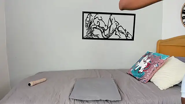 Snapshot of karina-lopez chatting on October 2, 2:24 pm karina-lopez online show from October 2, 2:24 pm