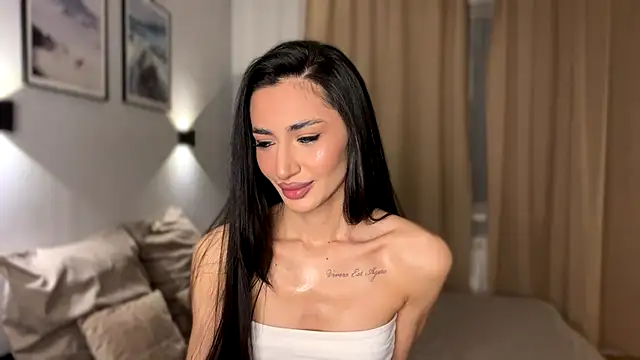 Snapshot of alissadreams chatting on November 11, 5:24 pm alissadreams online show from November 11, 5:24 pm