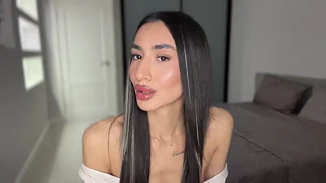 Snapshot of alissadreams chatting on November 15, 9:00 pm alissadreams online show from November 15, 9:00 pm