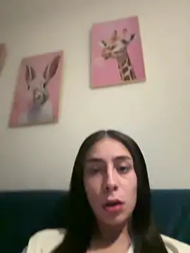 Snapshot of candycami19 chatting on February 20, 10:37 am candycami19 online show from February 20, 10:37 am