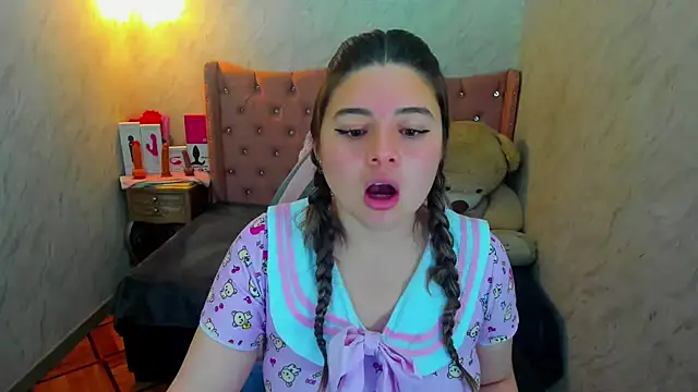 Lianngrace online show from September 14, 1:54 pm