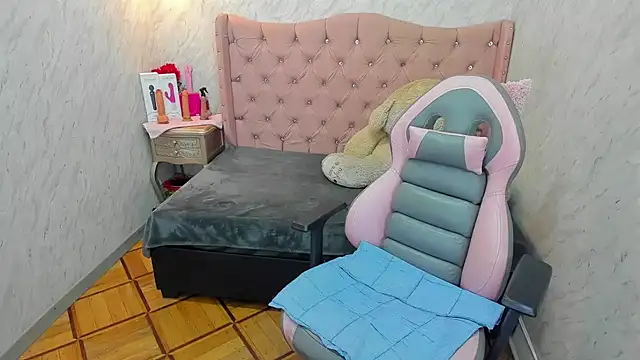 Lianngrace online show from May 31, 11:39 am