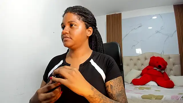 ZahraRose online show from January 31, 9:24 pm