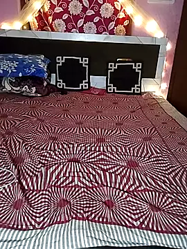 srijashemale online show from November 24, 2:06 pm