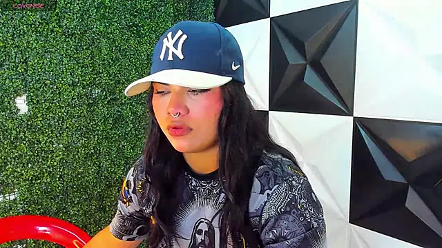 melany rouse18 online show from October 23, 12:43 am