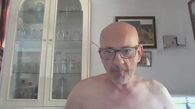 Snapshot of llopaco chatting on September 15, 12:16 pm llopaco online show from September 15, 12:16 pm