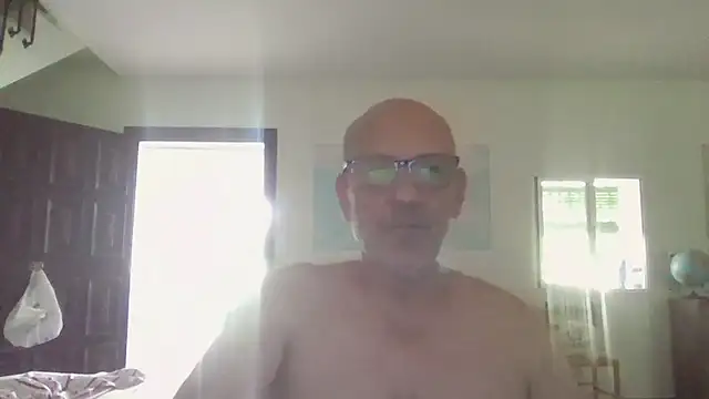 llopaco online show from July 6, 11:18 am