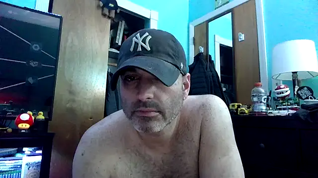 Novabear6996 online show from November 17, 6:30 am