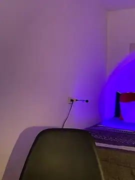 Dahiana Giil online show from October 29, 6:37 am