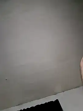Snapshot of Billgreen69 chatting on March 28, 3:39 am Billgreen69 online show from March 28, 3:39 am
