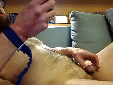 Snapshot of Andre35w chatting on February 22, 1:55 am Andre35w online show from February 22, 1:55 am