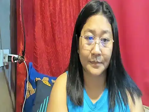 Snapshot of hotchubby88 chatting on April 29, 12:05 am hotchubby88 online show from April 29, 12:05 am