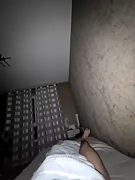 DerechteJunge online show from February 24, 5:43 am