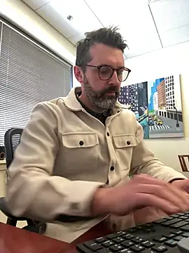 plaintreebull online show from February 24, 9:02 pm