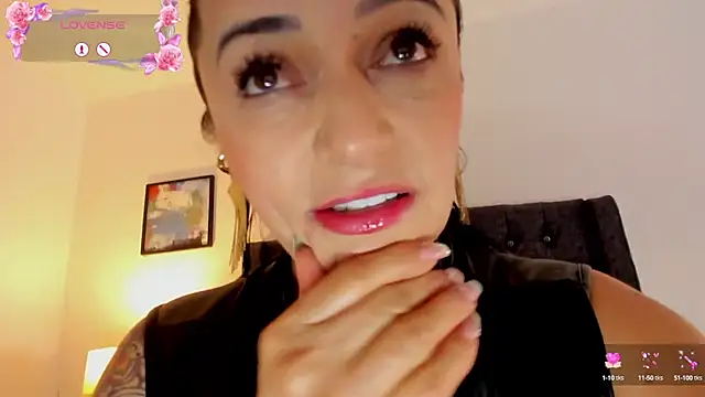 Skay Hot online show from January 26, 6:37 pm