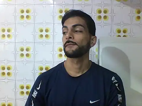 Snapshot of Gabrielteixeira120 chatting on April 30, 11:49 am Gabrielteixeira120 online show from April 30, 11:49 am