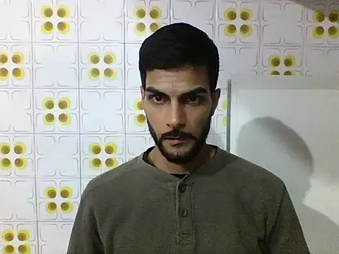 Snapshot of Gabrielteixeira120 chatting on May 11, 8:06 pm Gabrielteixeira120 online show from May 11, 8:06 pm