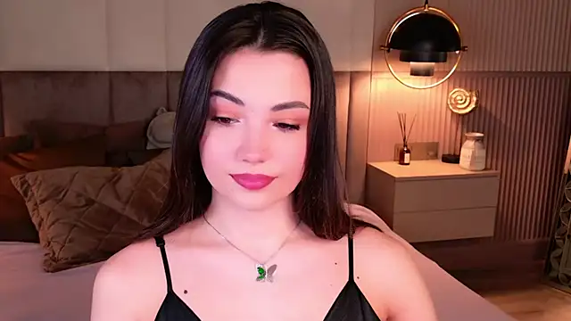 Alice Deleon online show from October 16, 6:36 am