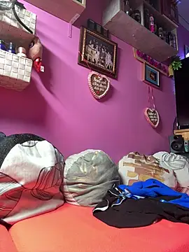 sexymelli18 online show from November 1, 6:54 pm