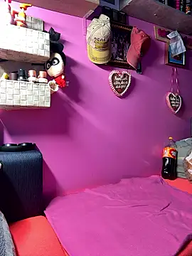 sexymelli18 online show from January 7, 7:16 pm