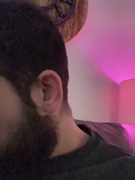 guccititi online show from November 29, 5:16 pm