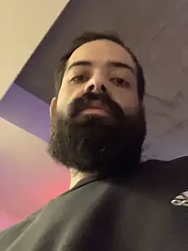 guccititi online show from December 14, 1:49 pm