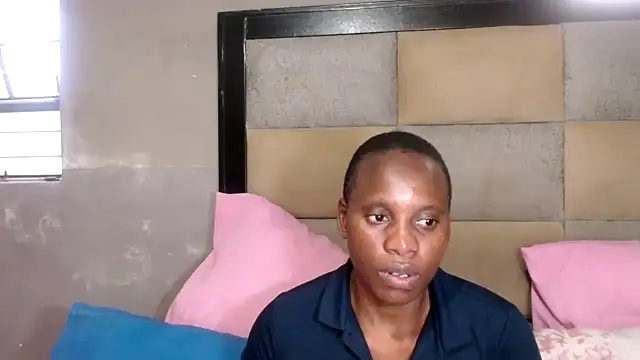 DIVAASS1 online show from April 3, 7:28 am