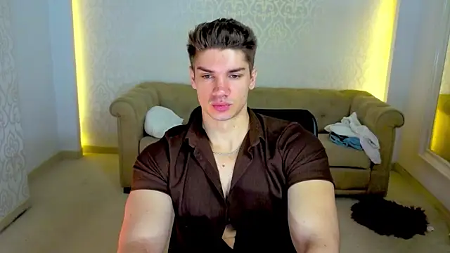 MaxKaiden online show from May 31, 5:15 am