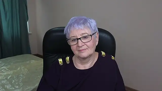 Snapshot of Sandra_Snowflake chatting on March 14, 7:04 am Sandra Snowflake online show from March 14, 7:04 am