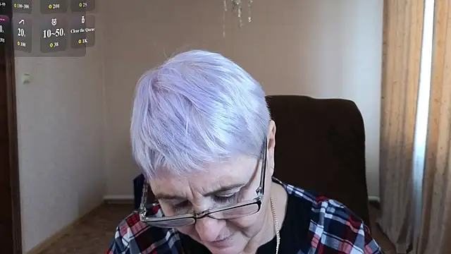 Snapshot of Sandra_Snowflake chatting on January 12, 8:30 am Sandra Snowflake online show from January 12, 8:30 am