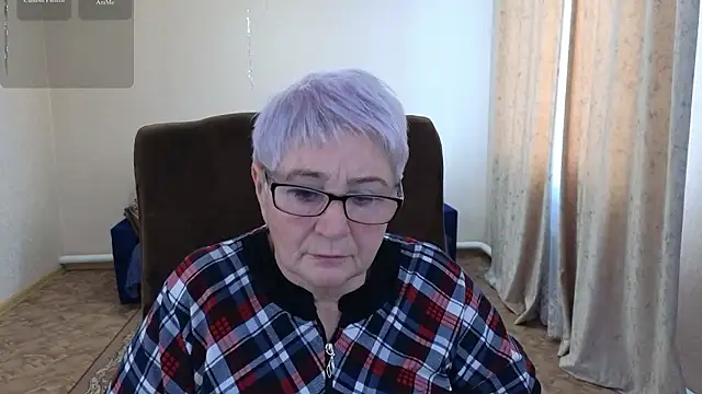 Snapshot of Sandra_Snowflake chatting on January 15, 10:31 am Sandra Snowflake online show from January 15, 10:31 am