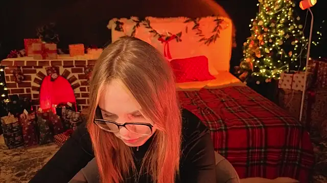 Dyna bae online show from December 14, 9:36 am