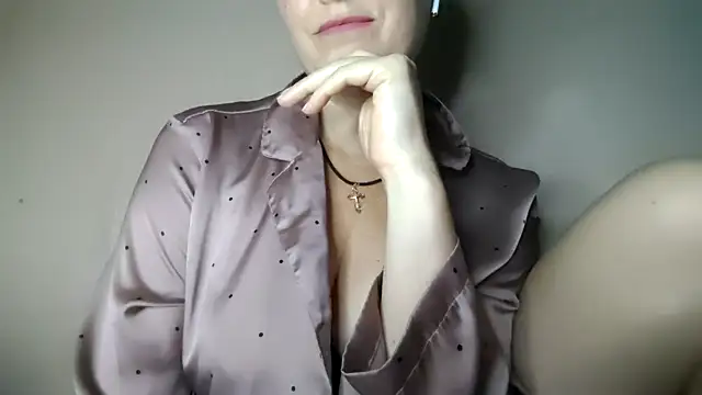 Mary888x online show from September 19, 6:30 pm